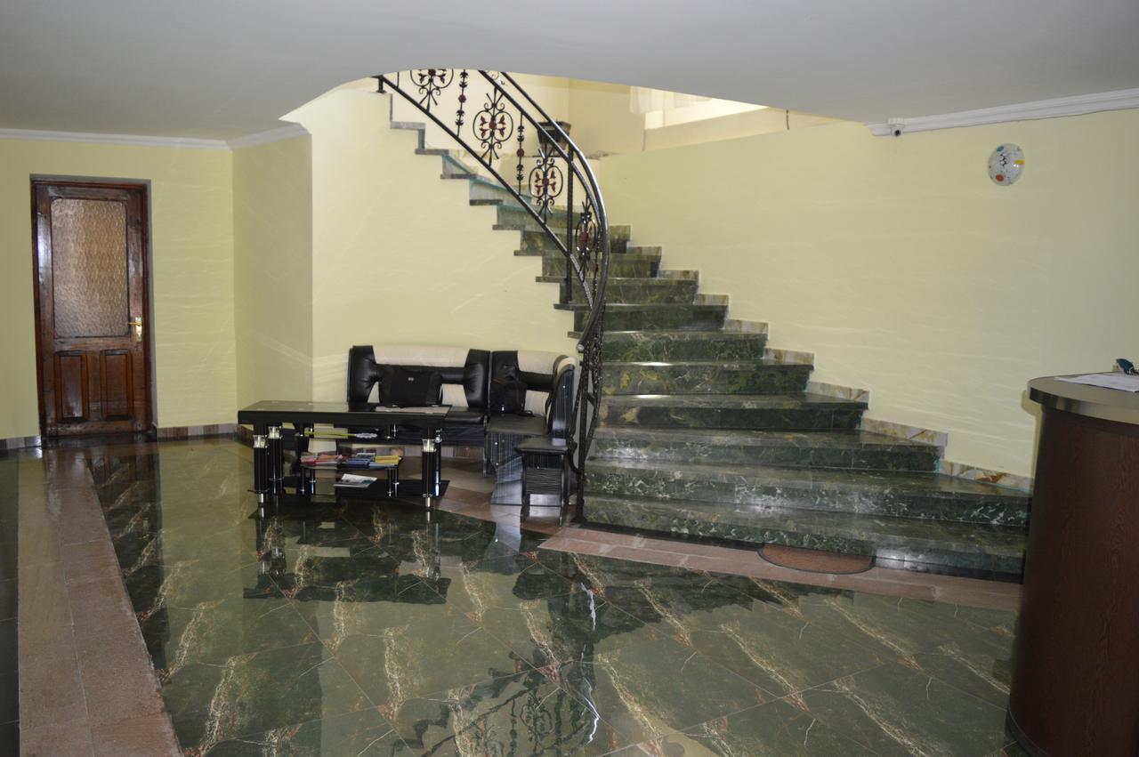 Hotel Tedi Kvareli Buitenkant foto